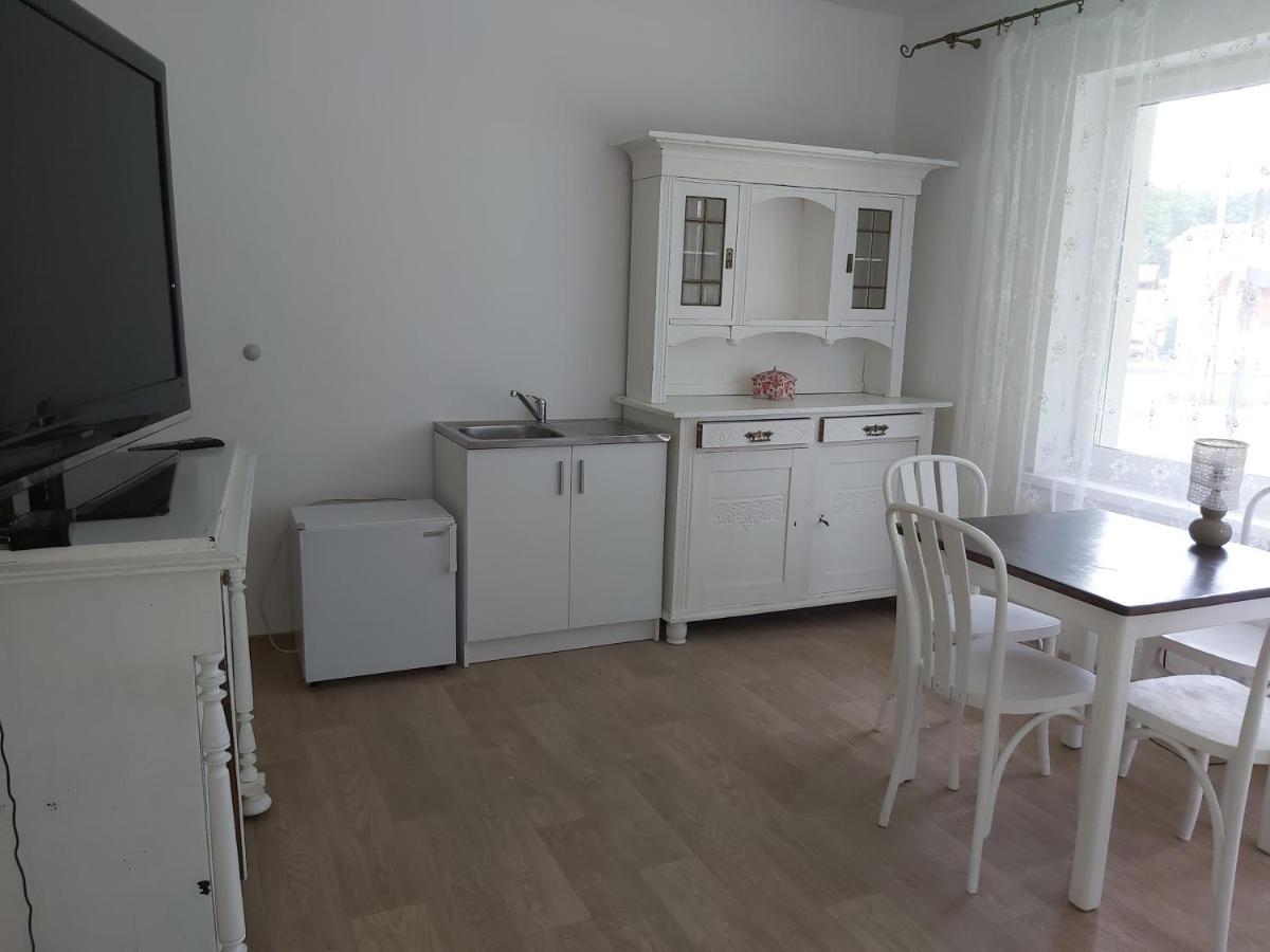 Willa Wieniotowo Apartamenty Przy Lesie I Plazy Ap Am Wald Und Strand Ustronie Morskie Exterior photo