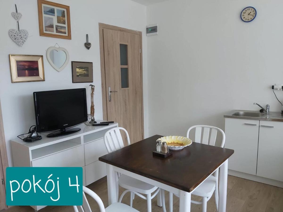 Willa Wieniotowo Apartamenty Przy Lesie I Plazy Ap Am Wald Und Strand Ustronie Morskie Exterior photo